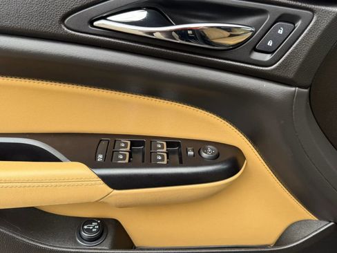 Used 2015 Cadillac SRX Luxury w/ Driver Awareness Package image 17