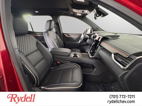 Used 2025 GMC Acadia Denali w/ LPO, Floor Liner Package image 17