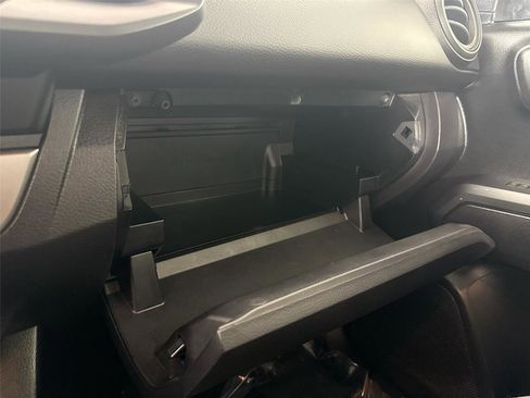 Used 2019 Toyota Tacoma SR image 48