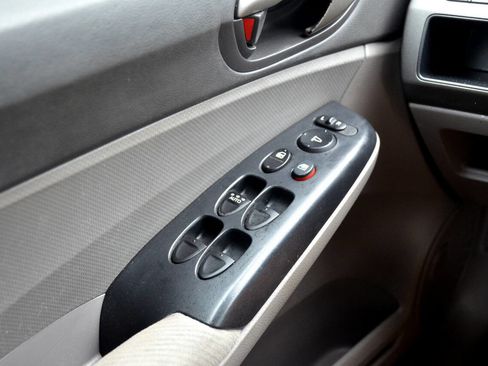 Used 2010 Honda Civic LX image 15