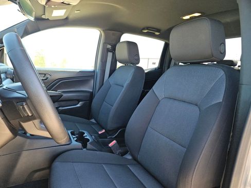 Used 2024 Chevrolet Colorado W/T image 12