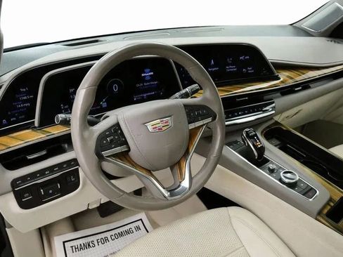 Used 2021 Cadillac Escalade Premium Luxury Platinum AWD/4WD image 11
