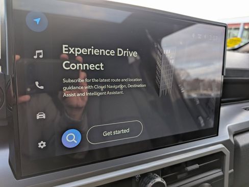 Used 2024 Toyota Tacoma TRD Off-Road image 27