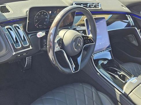 New 2026 Mercedes-Benz S 500 4MATIC image 3