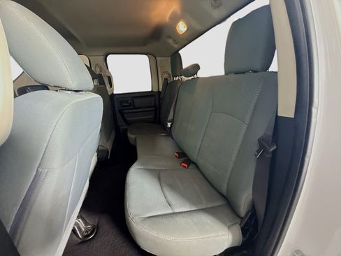 Used 2018 RAM 1500 Express image 24