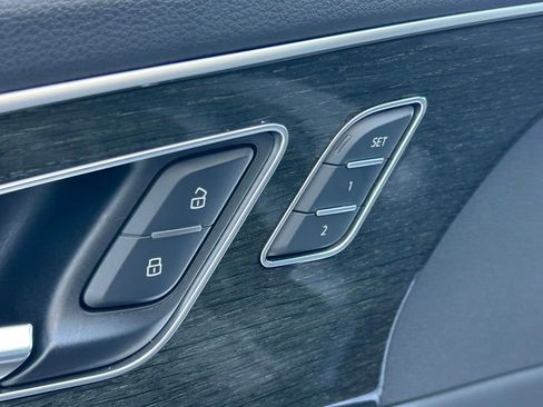 Used 2022 Audi Q7 3.0T Premium Plus w/ Premium Plus Package image 78