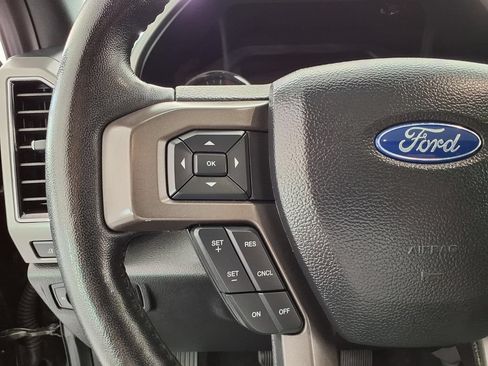 Used 2020 Ford Expedition XLT w/ Equipment Group 202A RWD image 11