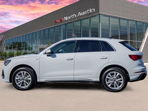 Certified 2025 Audi Q3 2.0T Premium w/ Convenience Package image 6