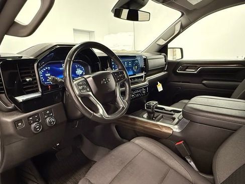 Used 2023 Chevrolet Silverado 1500 RST image 16