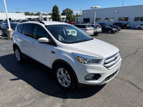 Used 2018 Ford Escape SEL AWD/4WD image 4