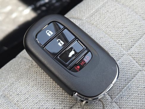 New 2026 Honda HR-V LX image 34