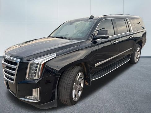Used 2019 Cadillac Escalade ESV Luxury image 1