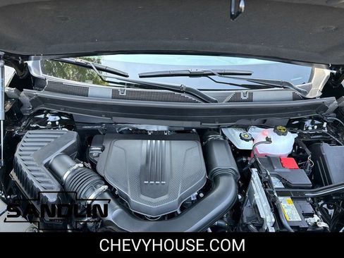 New 2026 Chevrolet Traverse LT w/ Midnight/Sport Edition FWD image 23