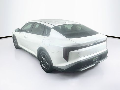 Used 2025 Kia K4 FWD image 5