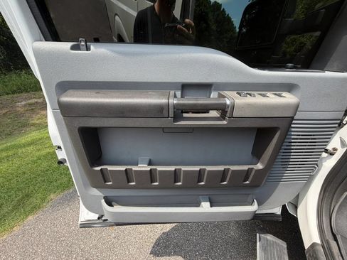 Used 2014 Ford F250 XLT AWD/4WD image 21