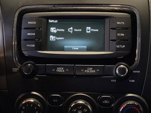 Used 2017 Kia Forte LX FWD image 25