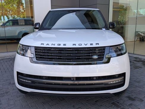 Certified 2024 Land Rover Range Rover Long Wheelbase SE image 2