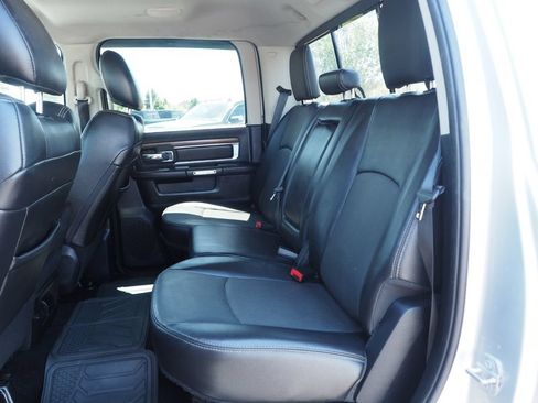 Used 2016 RAM 2500 Laramie w/ Convenience Group AWD/4WD image 15