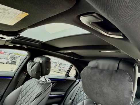 New 2026 Mercedes-Benz S 580 4MATIC Sedan image 23