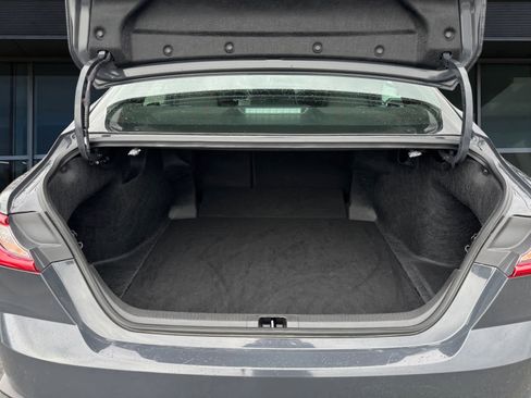 Used 2025 Toyota Camry SE image 10