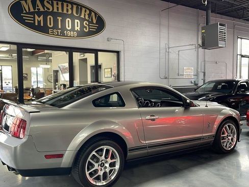 Used 2008 Ford Mustang Shelby GT500 RWD image 11