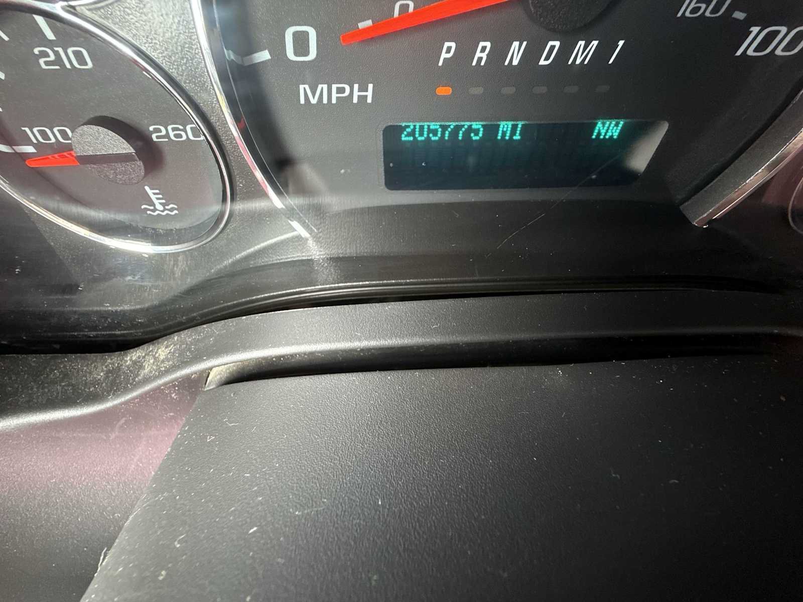 Used 2019 Chevrolet Express 2500 w/ Driver Convenience Package RWD image 12