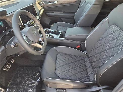 New 2026 Volkswagen Atlas SEL Premium R-Line image 4