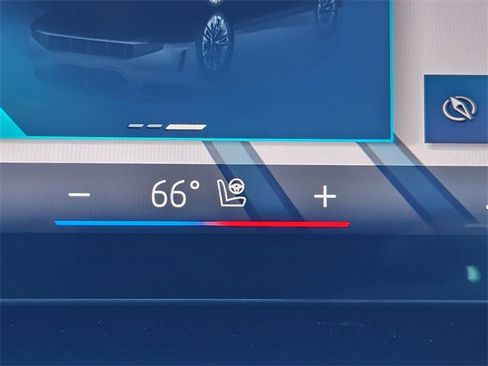 Used 2025 BMW 530i xDrive image 29