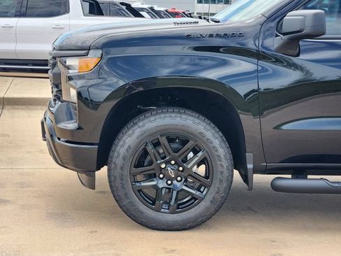 Used 2026 Chevrolet Silverado 1500 Custom w/ Turbomax Blackout Package AWD/4WD image 9