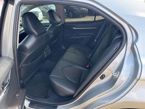 Used 2022 Toyota Camry XSE image 15