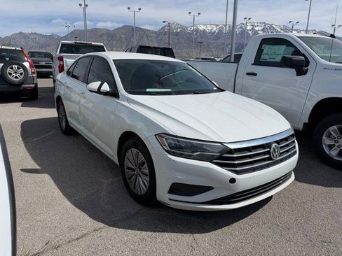 Used 2019 Volkswagen Jetta S w/ Driver Assistance Package image 3