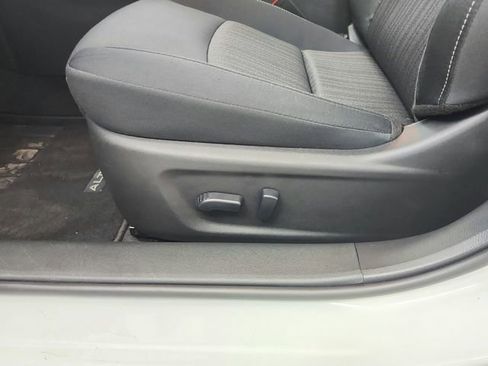 Used 2025 Nissan Altima 2.5 SV FWD image 20