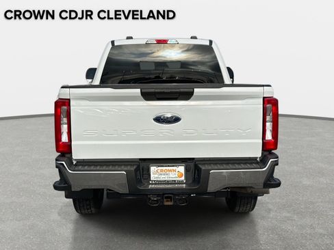 Used 2025 Ford F250 XLT image 5