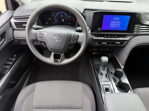 Used 2025 Toyota Camry LE FWD image 12