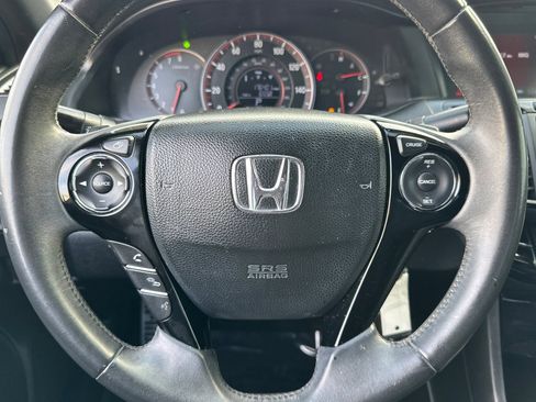 Used 2016 Honda Accord Sport image 17