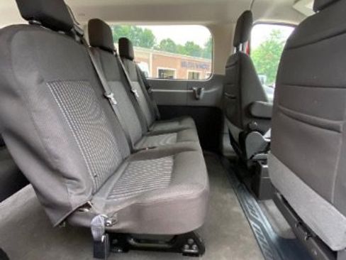 Used 2018 Ford Transit 150 XL image 16
