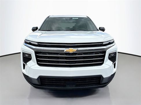 New 2026 Chevrolet Traverse LT w/ LPO, Floor Liner Package image 3