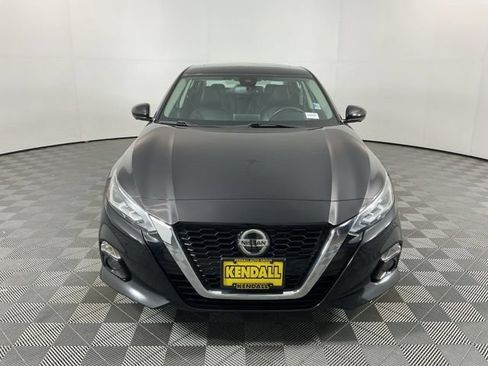 Used 2019 Nissan Altima 2.5 Platinum AWD/4WD image 2