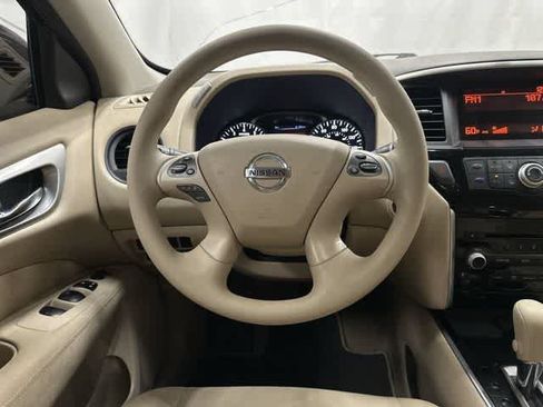 Used 2015 Nissan Pathfinder S FWD image 15