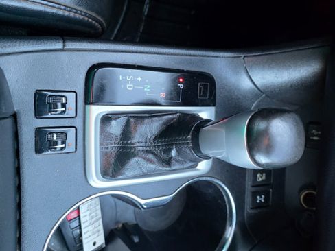 Used 2016 Toyota Highlander XLE image 26