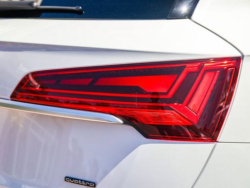 Certified 2023 Audi Q5 2.0T Premium AWD/4WD image 8