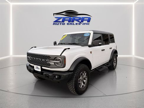 Used 2023 Ford Bronco Badlands AWD/4WD image 11