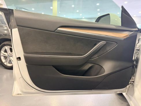 Used 2021 Tesla Model 3 Long Range AWD/4WD image 33