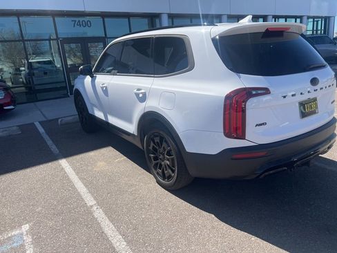 Used 2021 Kia Telluride SX w/ SX Prestige Package image 18