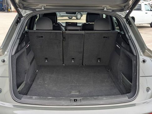 Used 2025 Audi Q5 2.0T Premium image 29