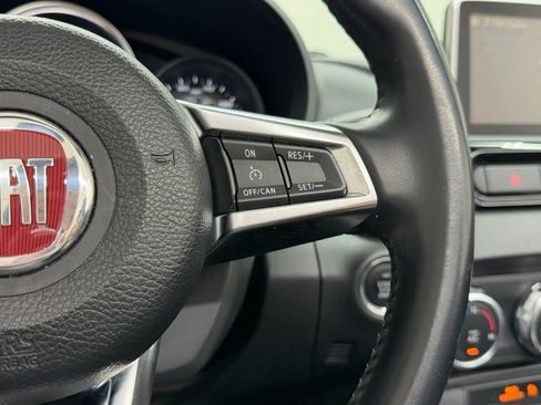 Used 2017 FIAT 124 Spider Lusso RWD image 22