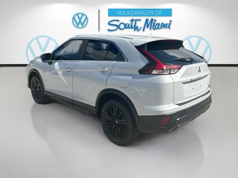 Used 2023 Mitsubishi Eclipse Cross LE AWD/4WD image 5