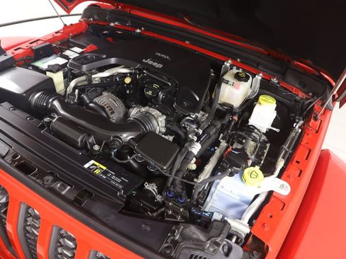 Used 2020 Jeep Gladiator Rubicon AWD/4WD image 19