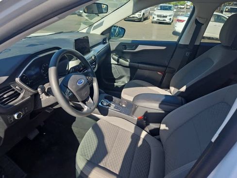 Used 2022 Ford Escape SE FWD image 14