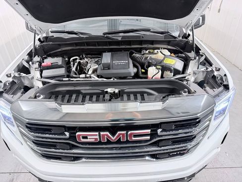 Used 2023 GMC Sierra 1500 AT4 w/ Technology Package AWD/4WD image 53